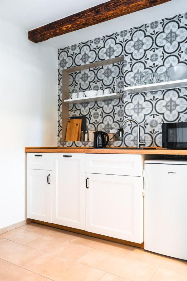 Apartmany Pulgary บุลฮารี ภายนอก รูปภาพ