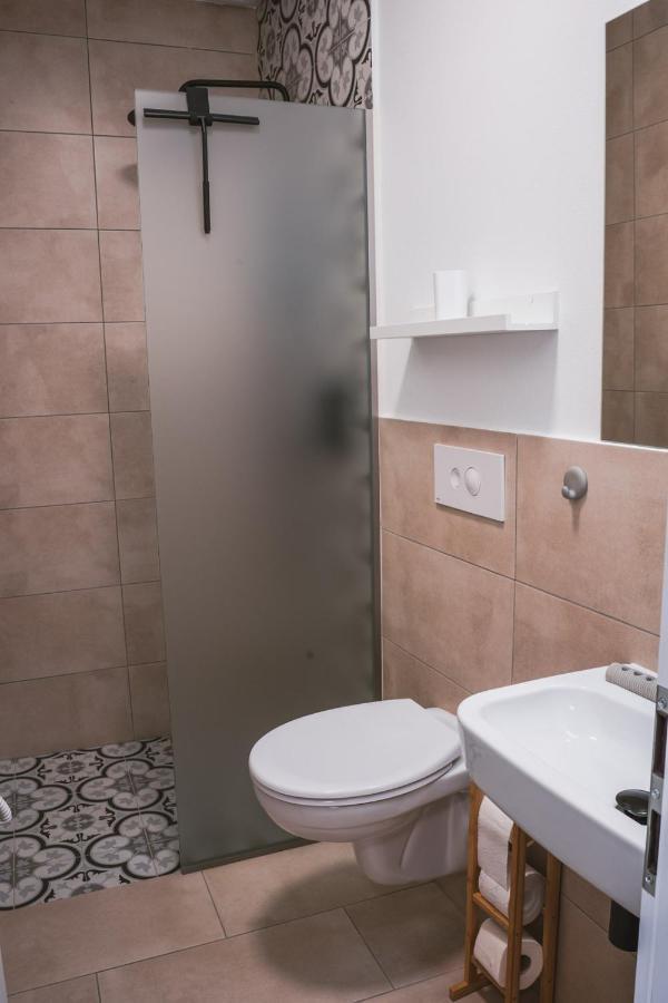 Apartmany Pulgary บุลฮารี ภายนอก รูปภาพ